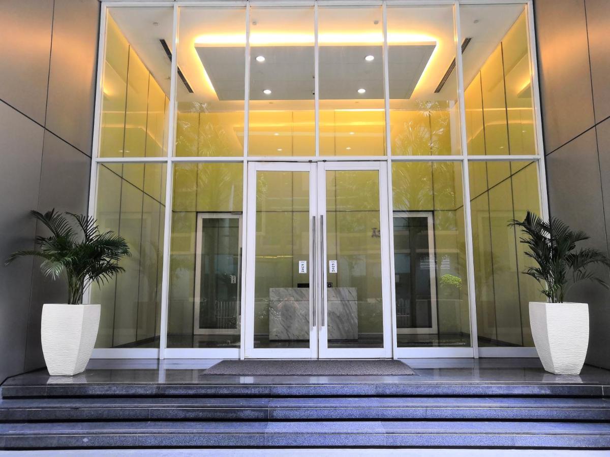Soho Suites Klcc By Airhost Kuala Lumpur Exterior photo